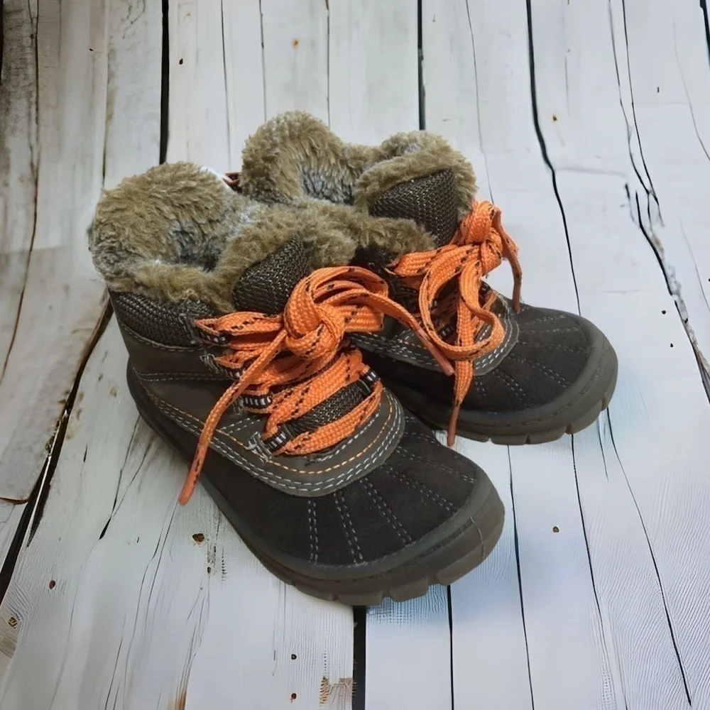 Osh Kosh B’gosh Faux Fur Lined Brown Boots Sz 7